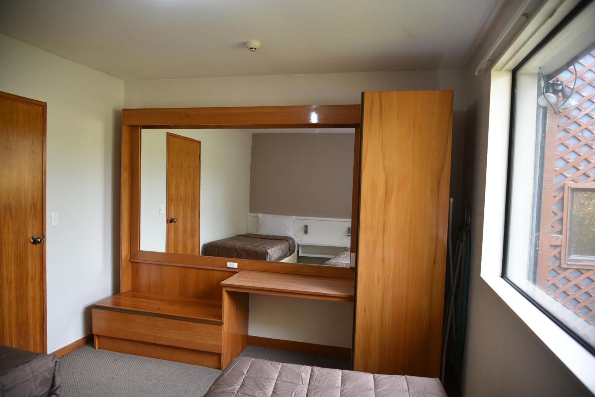 Aotea Lodge Porirua Exterior photo